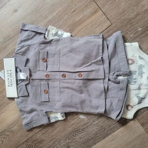 Badgley Mischka Gray and White Matching Set